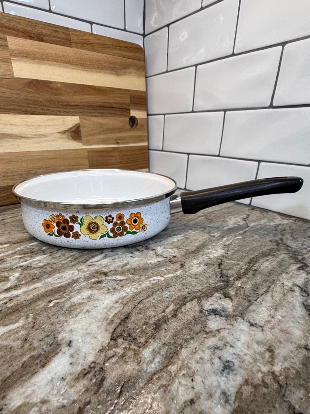 🍳Vintage Harvest Blossom Skillet 8.5” Crowning Touch Floral Pan Retro70s No Lid